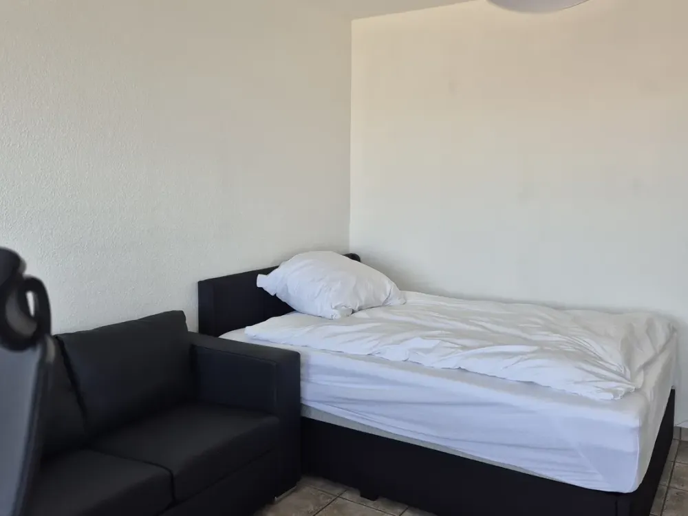 Exklusives möbliertes Appartement in der 31. Etage