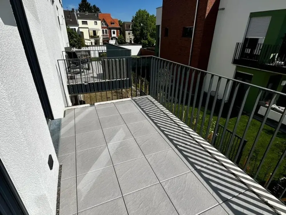 Erstbezug in Frechen: Moderne 4-Zimmer-Wohnung mit Balkon und hochwertiger Ausstattung