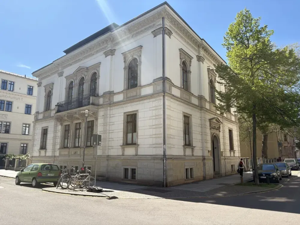 Großzügige 4-Zimmer Maisonette Wohnung im Waldstraßenviertel