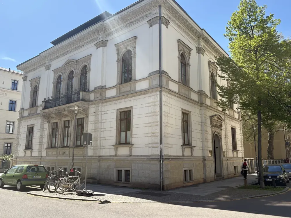 Großzügige 4-Zimmer Maisonette Wohnung im Waldstraßenviertel