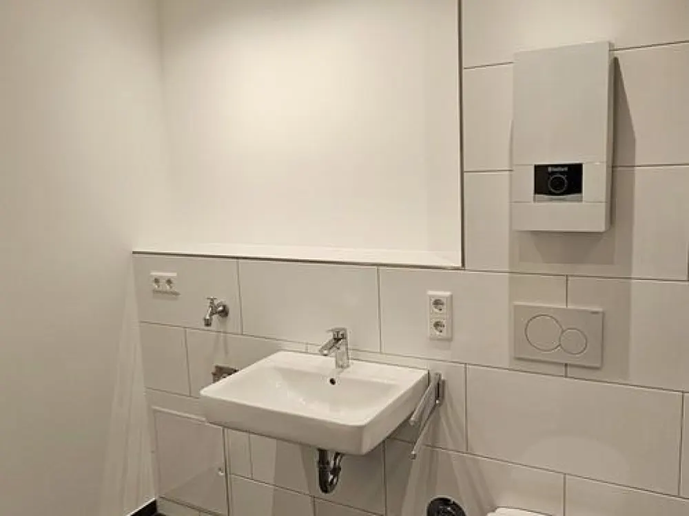 Modernes Wohnen in zentraler Lage, 4-Zimmer-Wohnung nach Sanierung