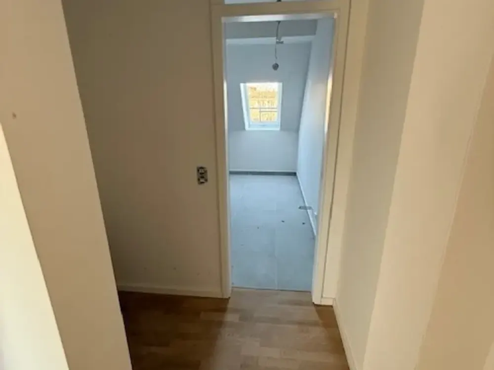 Modern & frisch saniert, Erstbezug in der Gotenstraße in Schöneberg!