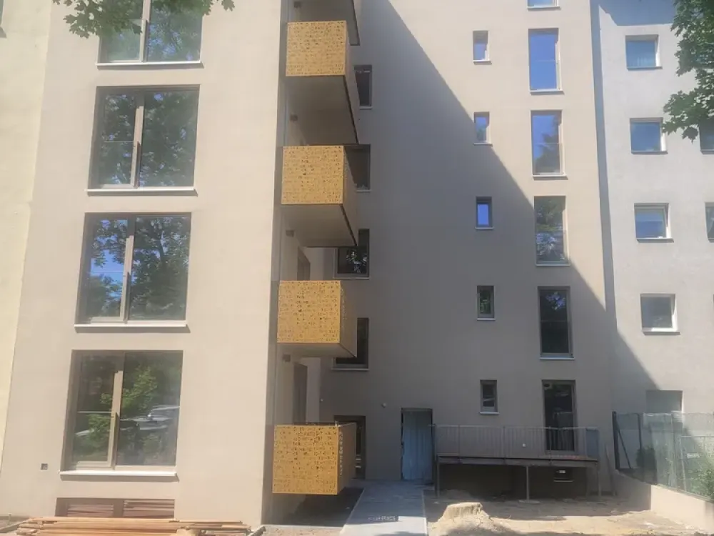 Neubau-Penthouse Wohnung mit 3 Zimmern in Berlin-Mitte