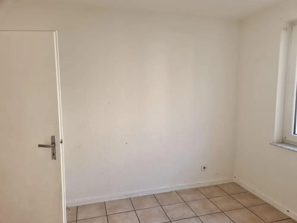 Wohnung zu vermieten BEZUGSFERTIG + ZENTRUMSNAH!