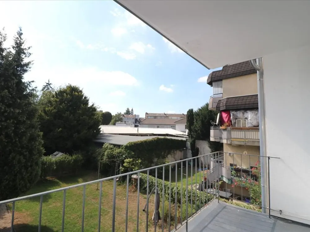 *3 Zimmer mit Balkon* in Krefeld, Dießemer Str.