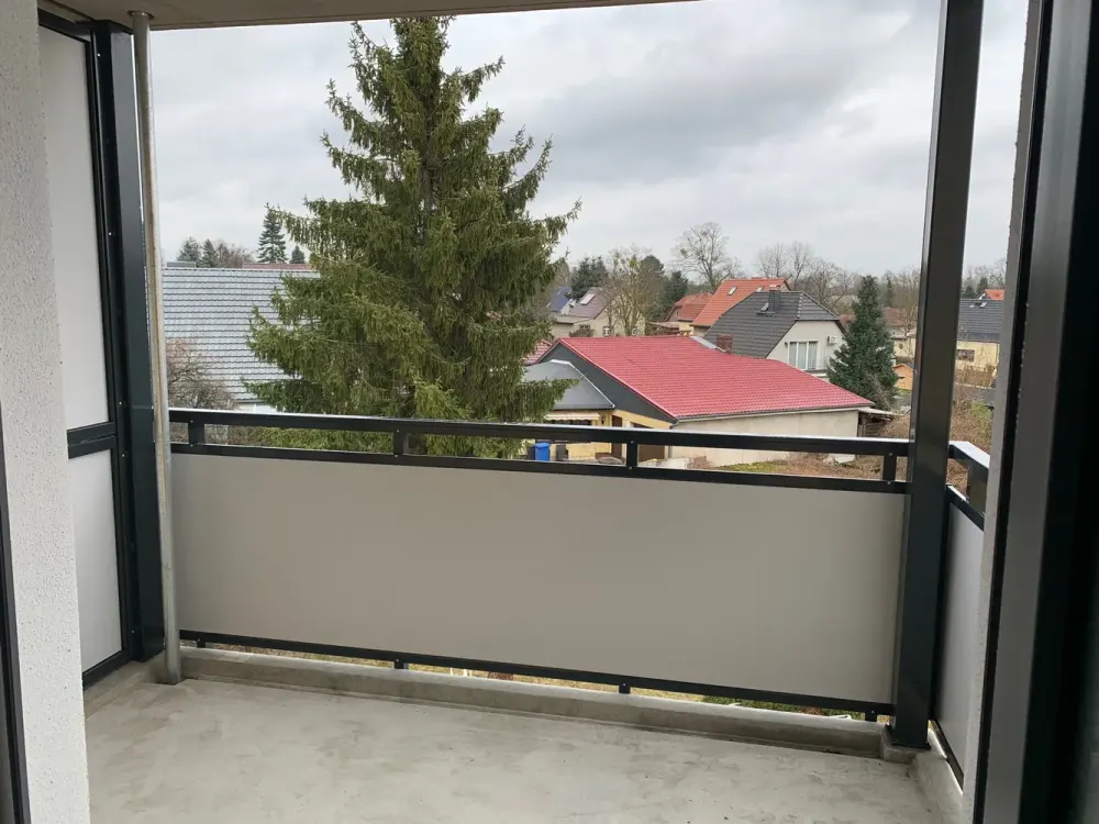 Geräumige 4-Zimmerwohnung mit 2 Balkonen im Grünen