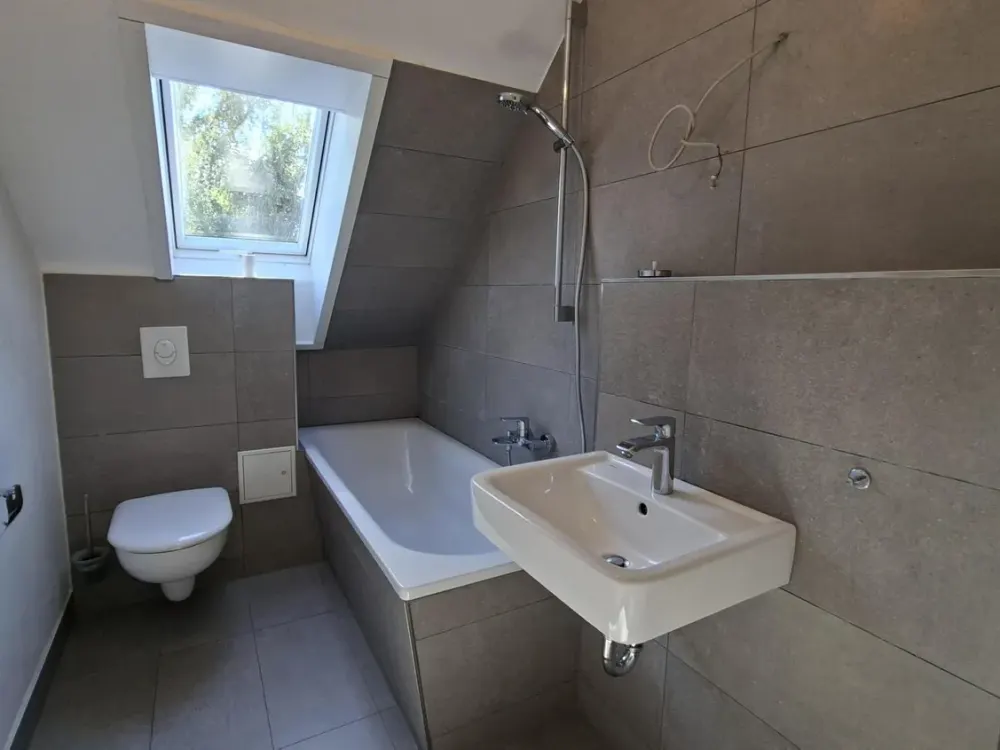 Königstraße 2 I 3 Zimmer Mietwohnung I 3.OG, ohne Lift