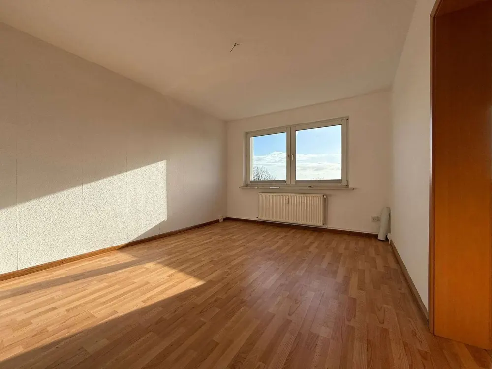 Geräumige 3-Zimmer Wohnung inkl. neuer EBK - 10 min bis Rostock