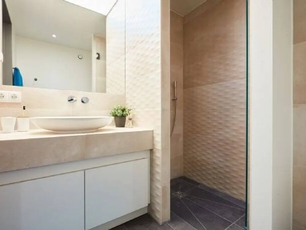 HAVENS LIVING: Kategorie Spacious, 1,5 Zimmer vollmöbliertes Apartment Design ZEN