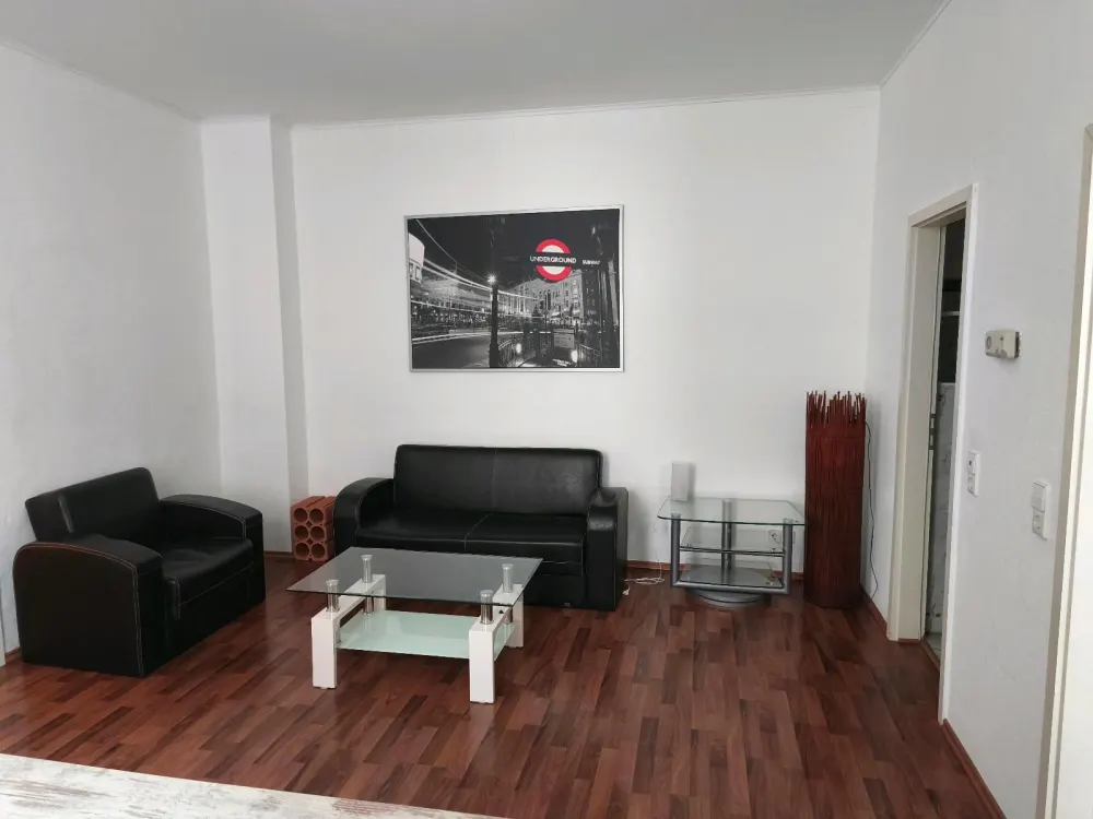 Charmante 2-Zimmer Wohnung mit Balkon im Herzen von Stuttgart