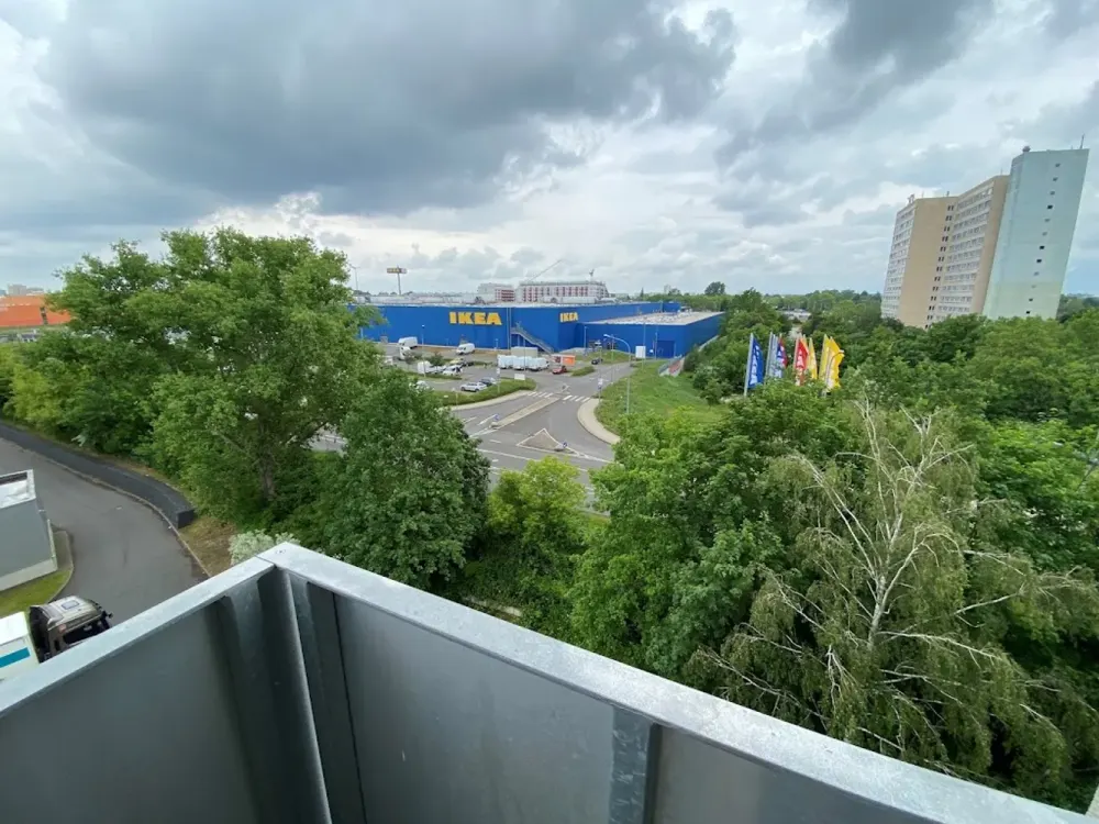Schöne Neubauwohnung mit Balkon im Zweitbezug in Lichtenberg (nahe IKEA) neu zu vermieten