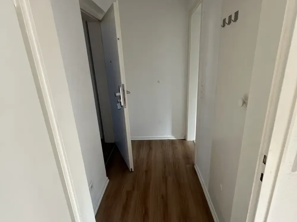 1.Zi.Wohnung Stuttgart Rot: Bitte Beschreibung lesen