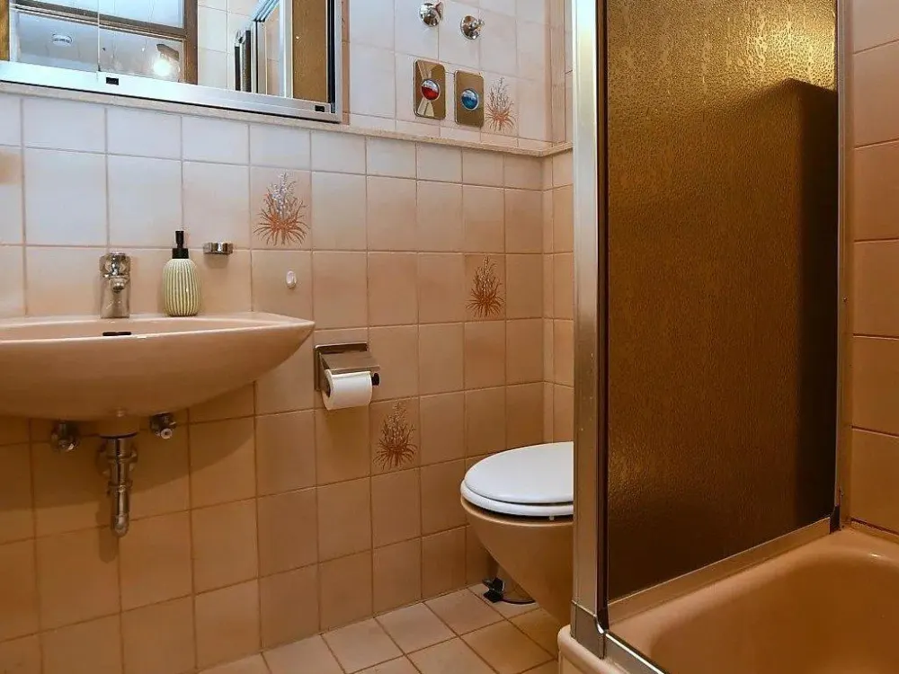 Modern möblierte Wohnung mit Dachterrasse in Sindelfingen