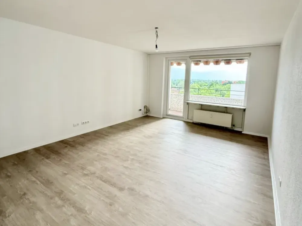 Modernes, frisch saniertes WG-Zimmer, 15 m2, in Pinneberg/Thesdorf, 2 Min zur S-Bahn, Nähe Hamburg