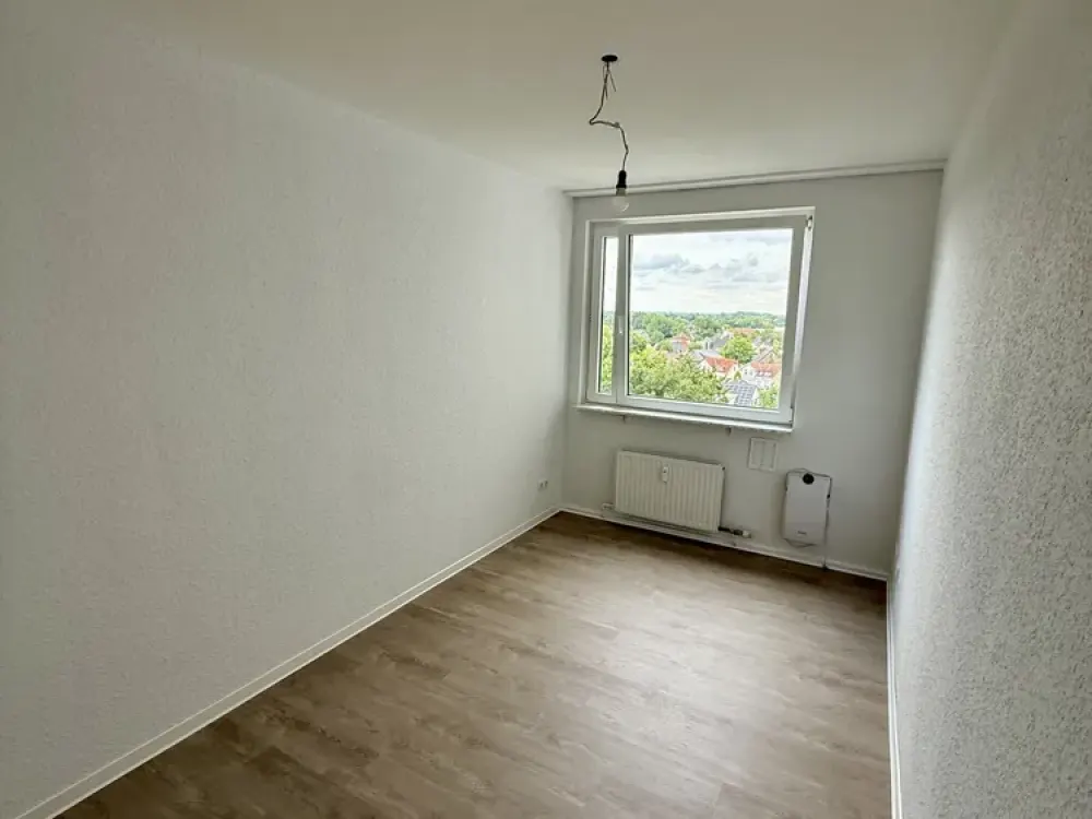 Modernes, frisch saniertes WG-Zimmer, 15 m2, in Pinneberg/Thesdorf, 2 Min zur S-Bahn, Nähe Hamburg