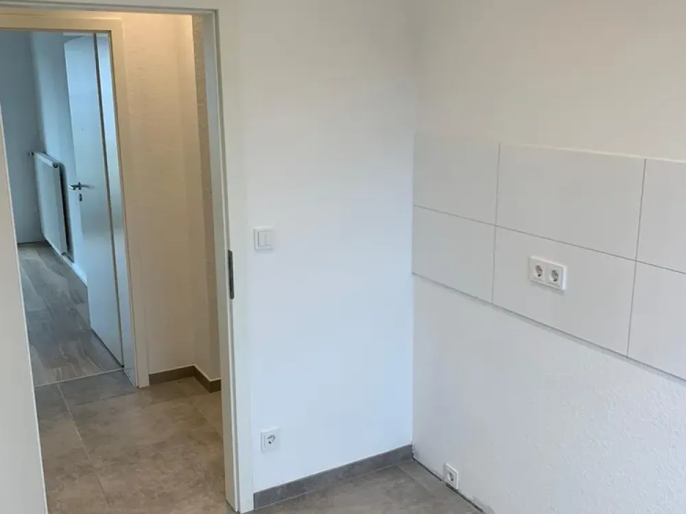 Renovierte 3 Zi. Wohnung, hell+modern, Tageslichtbad, sehr schön, ruhig, gemütlich