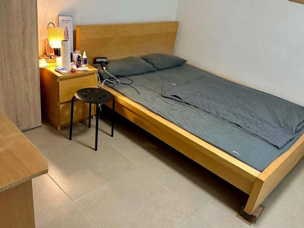 Ein Zimmer Wohnung 850€ all inkl. Stellplatz Gartenmitbenutzung