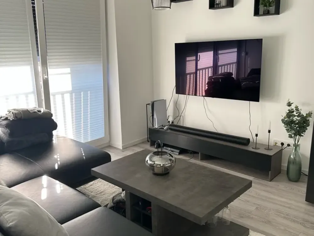 Zuhause mit 2 Zimmern und Balkon in der Bremer Altstadt