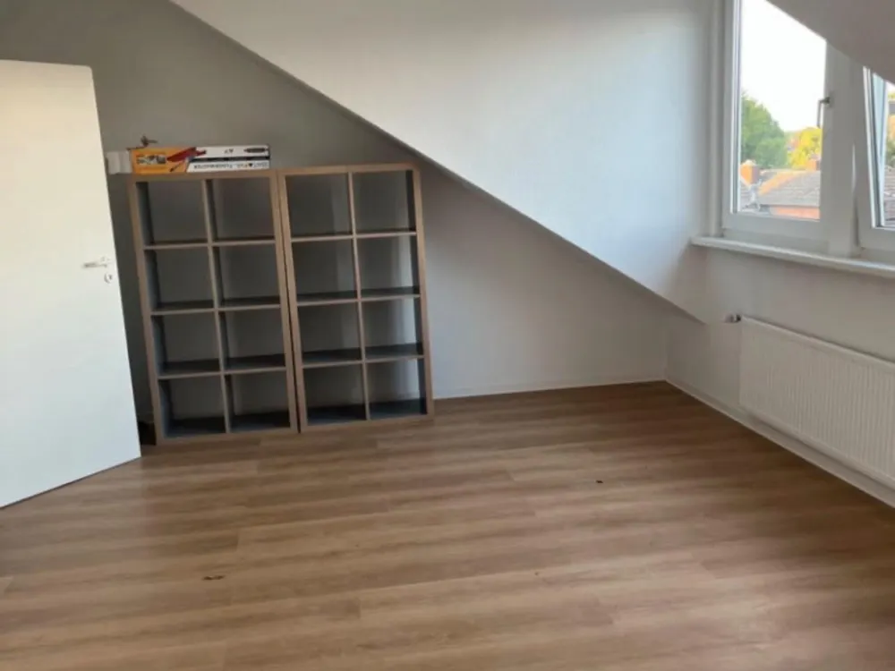 Shared Room in New 3-Person Flatshare
