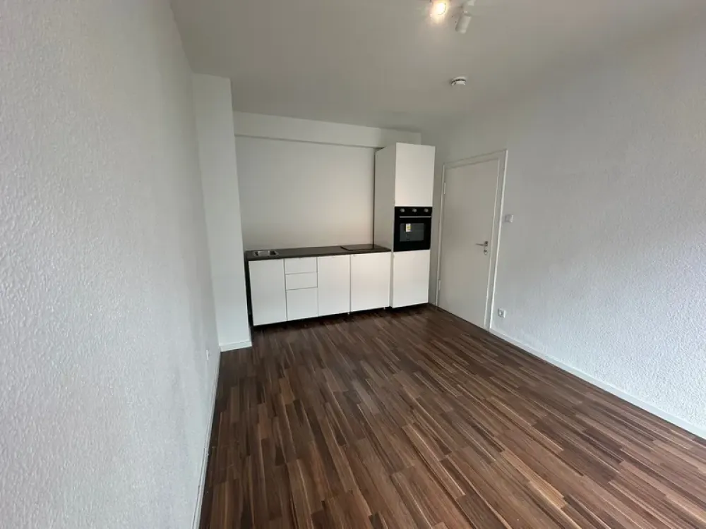 Unterbilk - Top Wohnung mit EBK und französischen Balkonen