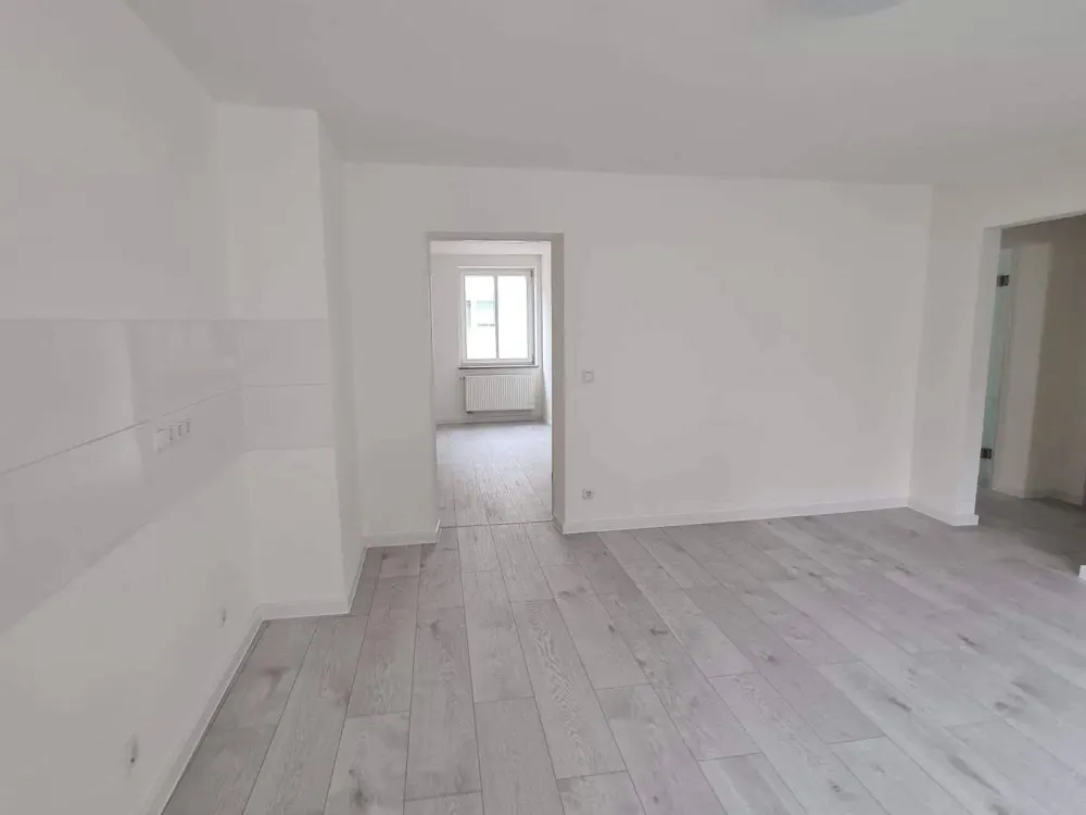 Neuhausen *WG geeignet* 2 Zimmerwohnung*