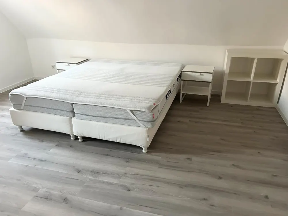Fully Renovated 3,5 Room Apartment in Egelsbach, Furnished