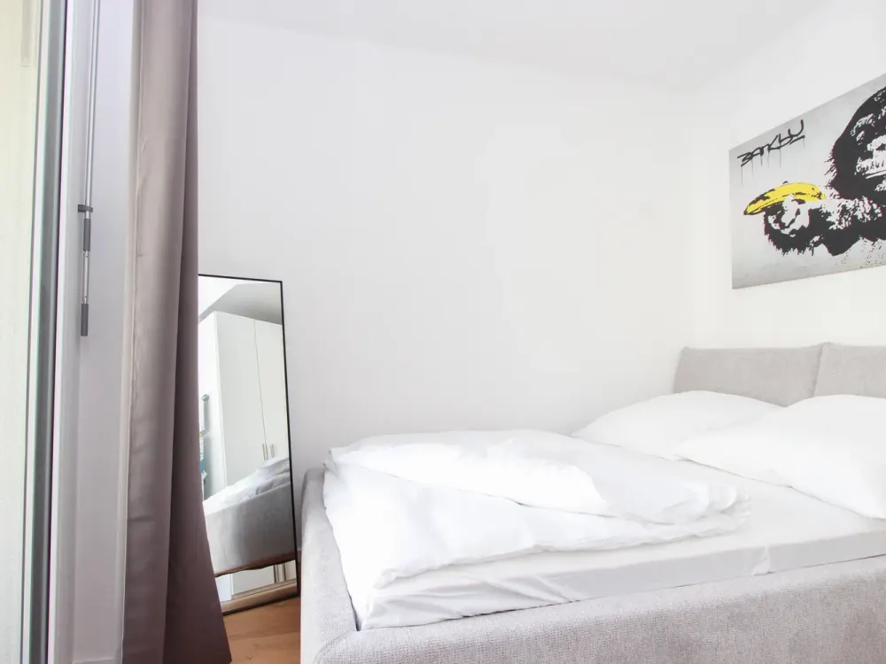 Möbliertes 1,5-Zimmer-Apartment mit Loggia