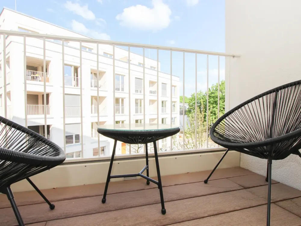 Möbliertes 1,5-Zimmer-Apartment mit Loggia