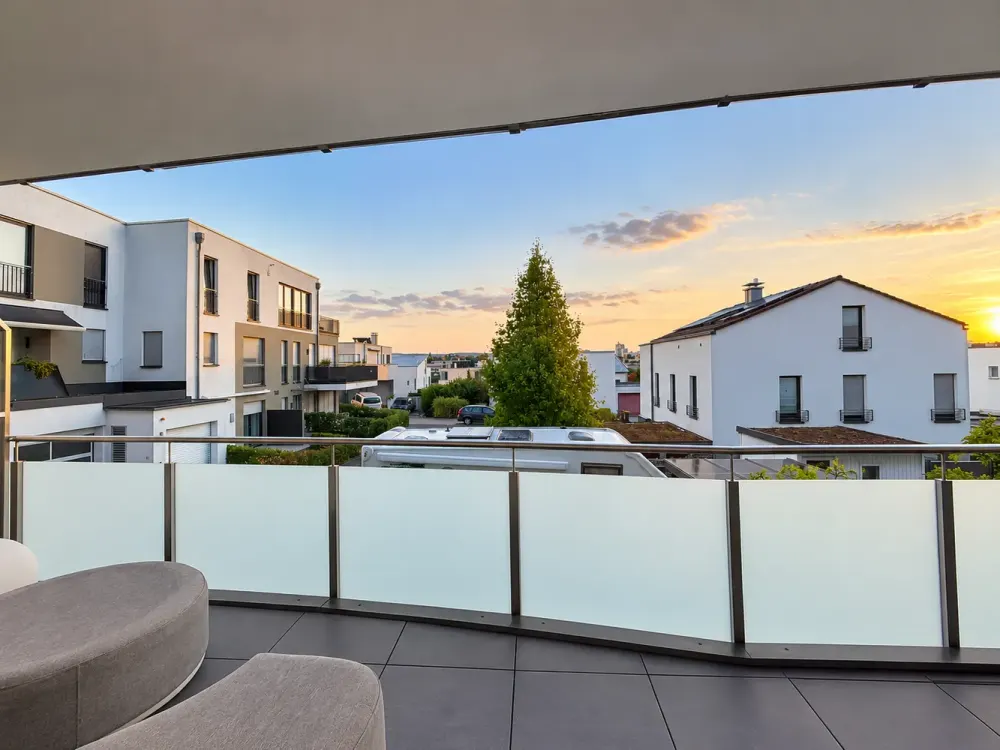 Moderne 2-Zimmer-Wohnung mit Süd-Balkon nahe Phoenixsee