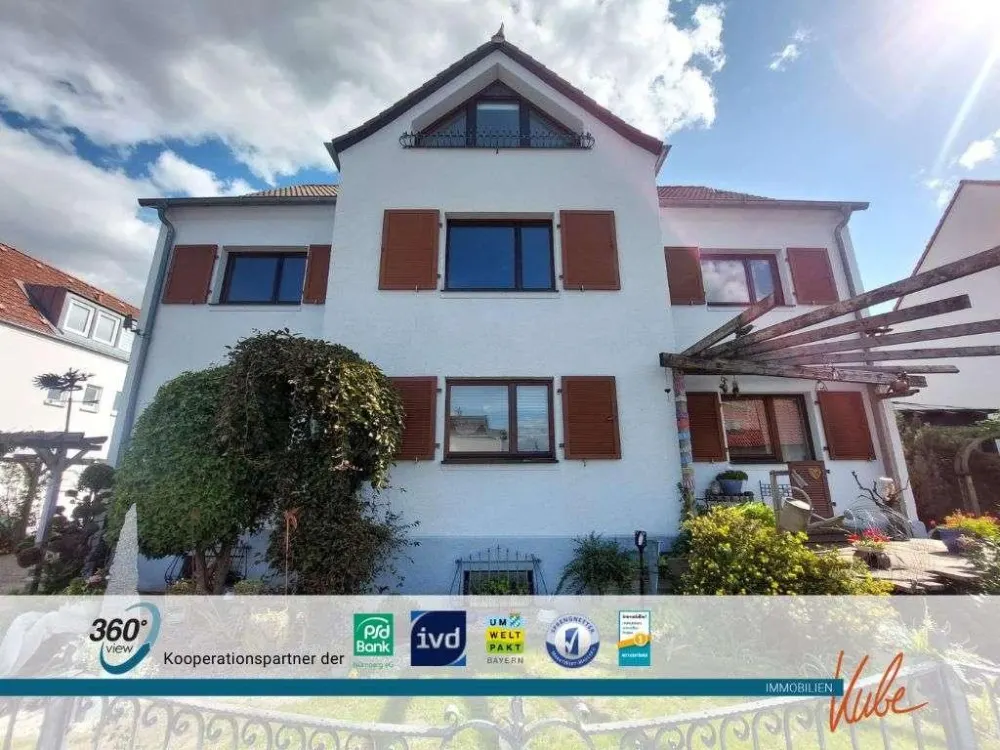 IMMO KUBE! Suchen Sie das Besondere: 4 Zi.-Whg. mit viel Charme in Nürnberg-Ziegelstein