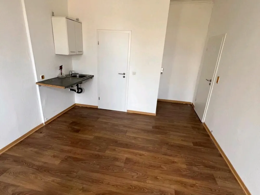Small 1-Room Apartment for Rent in Bremen Sebaldsbrück