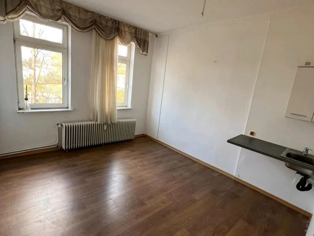 Small 1-Room Apartment for Rent in Bremen Sebaldsbrück