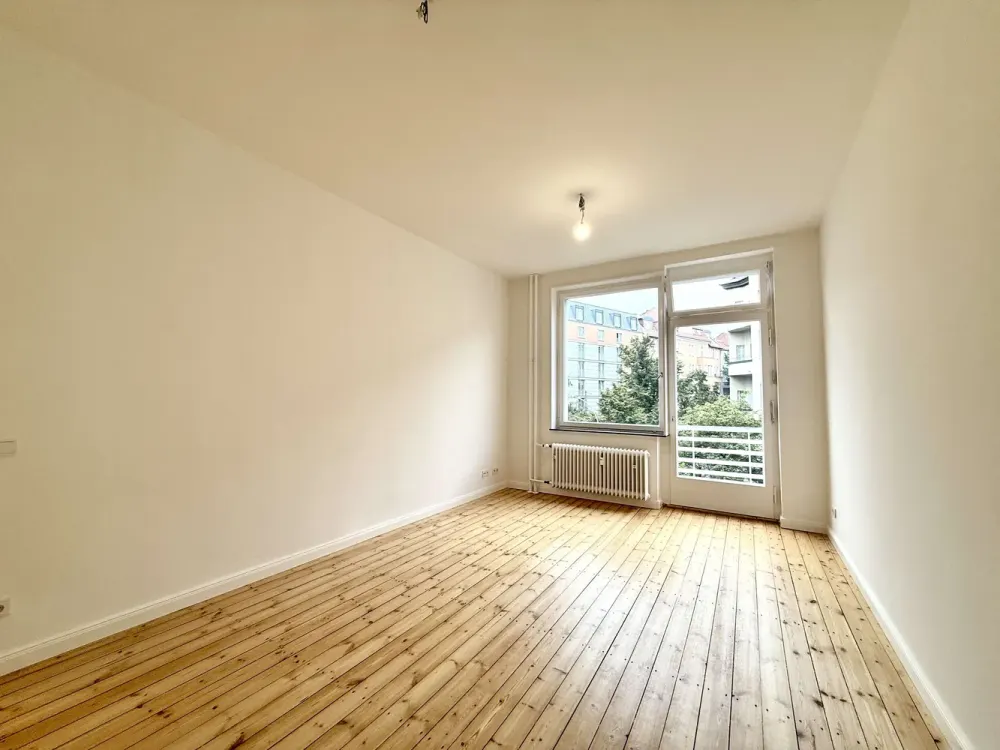 Sanierte 2-Zimmerwohnung im Erstbezug mit Aufzug