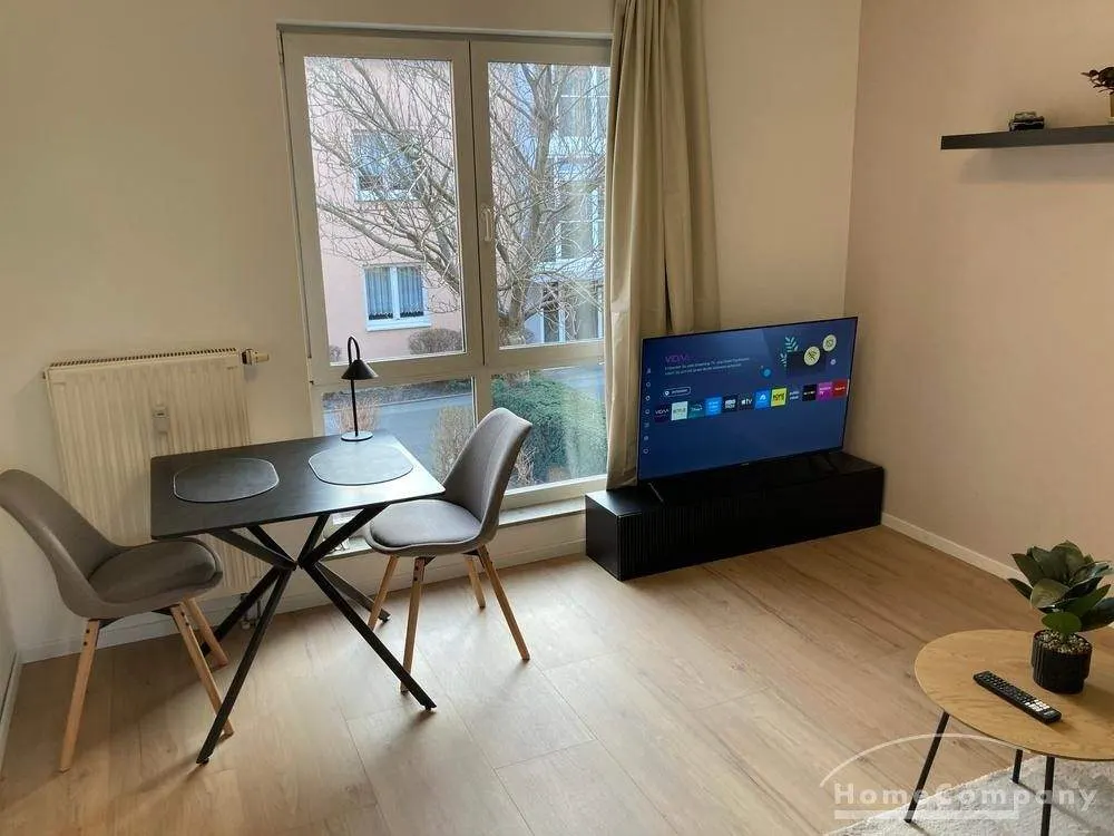 27682 HomeCompany Dresden Möbliert/Furnished 2-Zimmer Apartment mit Balkon in Dresden- Strehlen max. 2 Personen