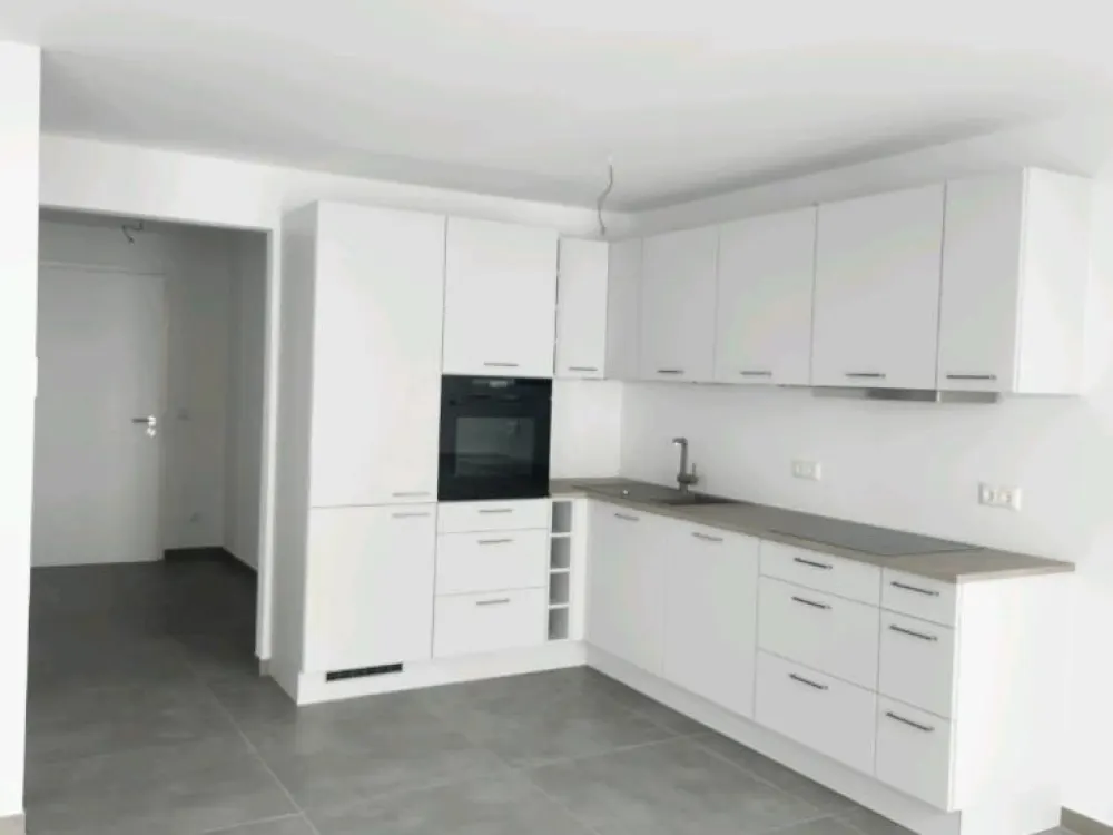 1 Zimmer Wohnung Balkon Garage Einbauküche 40qm Neubau mieten