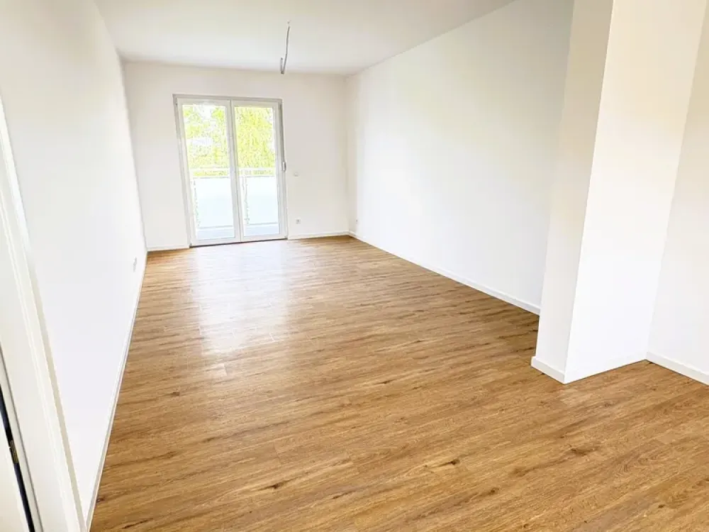 Alles NEU: 3-Zimmer EOF Wohnung mit WBS EK Stufe II für 513,00 Euro KM inkl. Förderung gegenüber Si