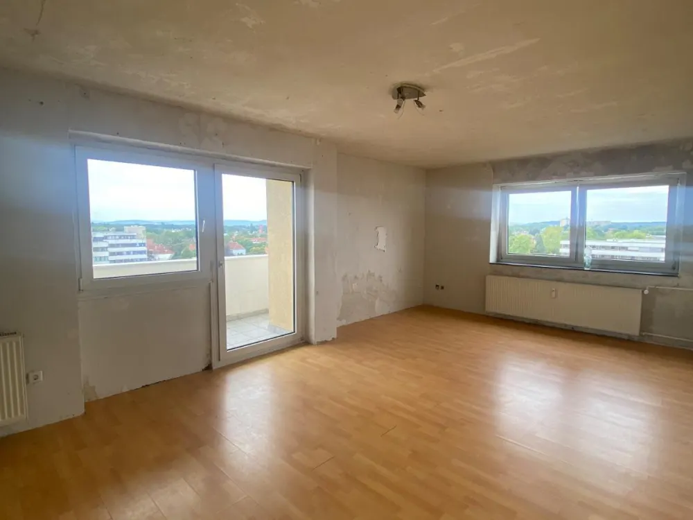 Großzügige 3-Zimmer-Wohnung mit zwei Balkonen in zentraler Lage