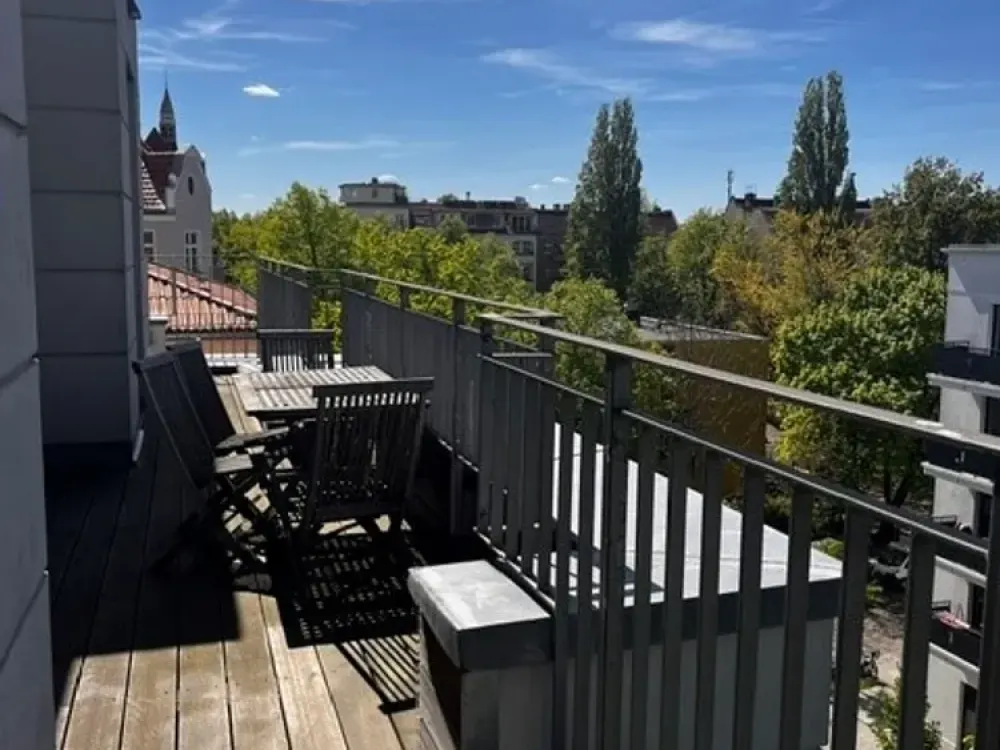 Exklusive Penthouse-Wohnung am beliebten Maybach-Ufer im Reuterkiez Neukölln