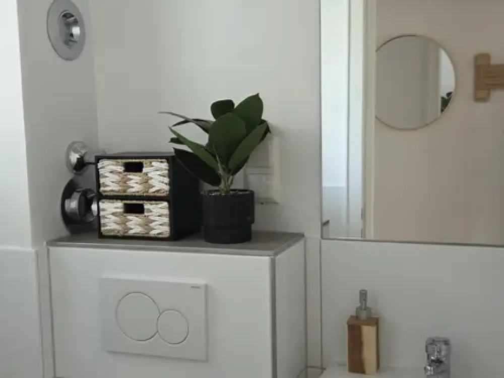 Modernes, frisch saniertes 1,5-Zimmer-Apartment mit neuer Einbauküche in Köln-Ehrenfeld