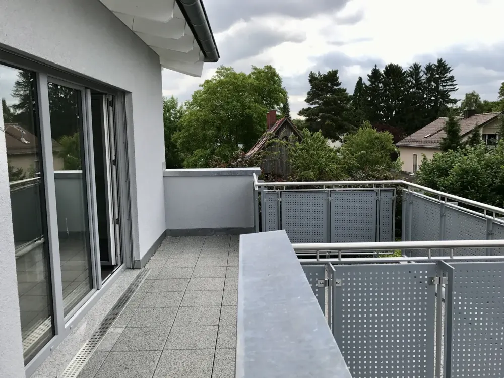 Practical living in this 2-room apartment in Munich Bogenhausen