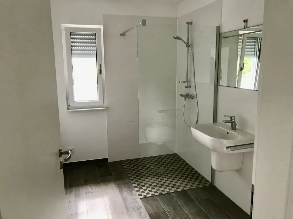 Practical living in this 2-room apartment in Munich Bogenhausen