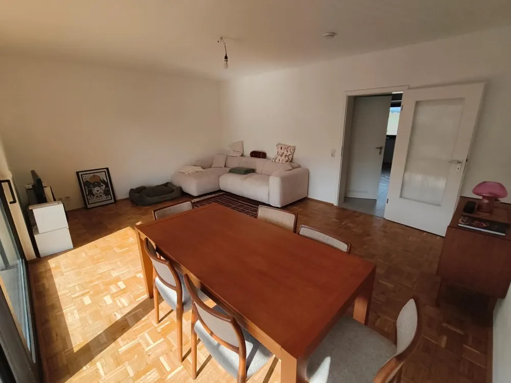 3-Zimmer-Wohnung, 85 m², Balkon & Fußbodenheizung