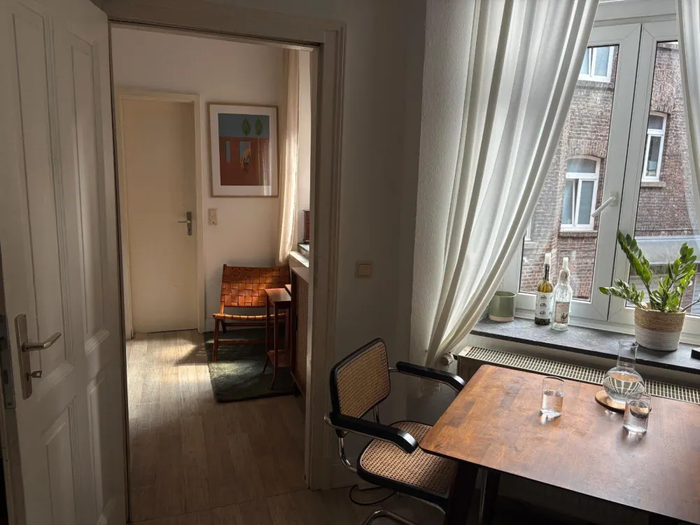 Tausch Wohnung biete Köln suche Berlin Altbau am Chlodwigplatz