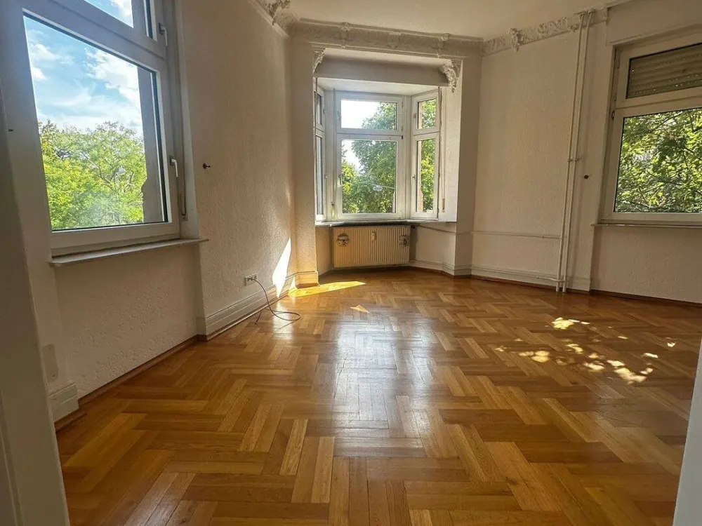 Sonniger Stilaltbau GünthersburgPark - 4 Zimmer,Balkon,Parkett,Einbauküche, GARTEN, KEIN LIFT