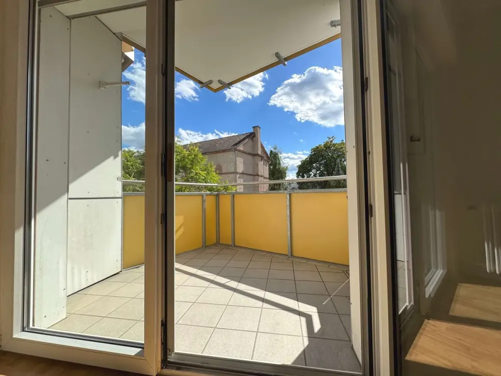 Helle 3-ZKB mit Balkon und Aufzug in zentraler Lage von Offenbach