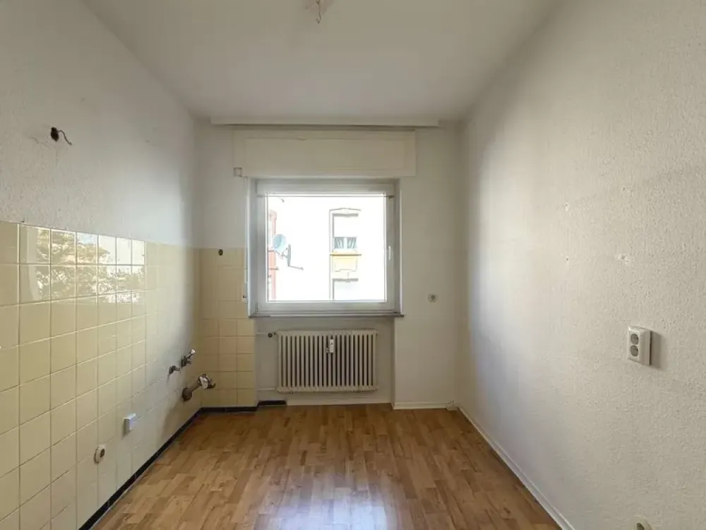 Helle 3-ZKB mit Balkon und Aufzug in zentraler Lage von Offenbach