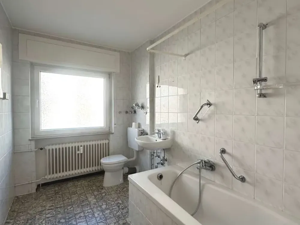 Helle 3-ZKB mit Balkon und Aufzug in zentraler Lage von Offenbach