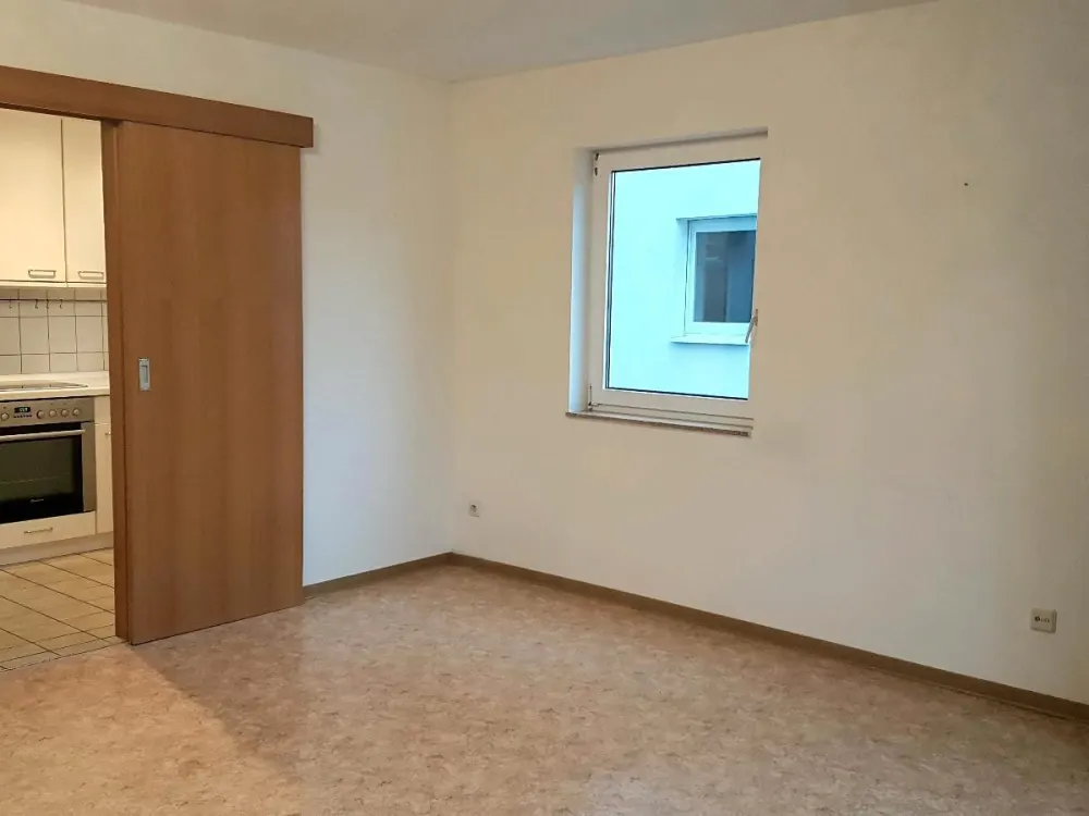 Kleine helle Wohnung in ruhiger Lage