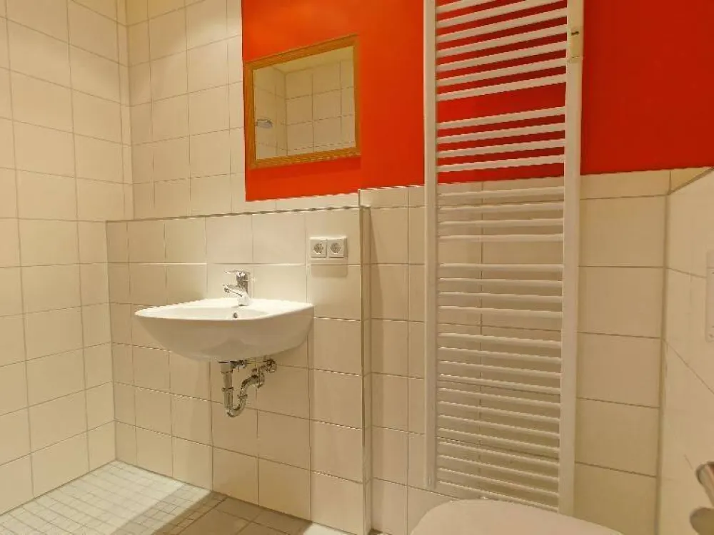 Attraktives, helles Apartment in direkter Uninähe mit Küche!