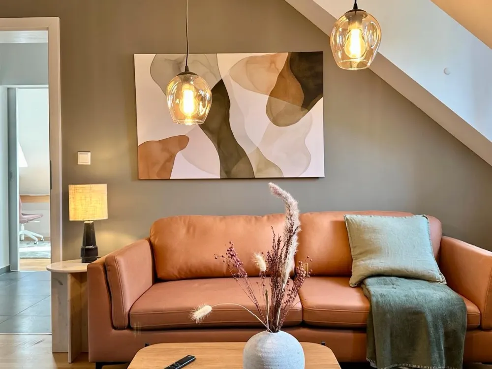 Designer Wohnung möbliert im Herzen Köln Ehrenfelds